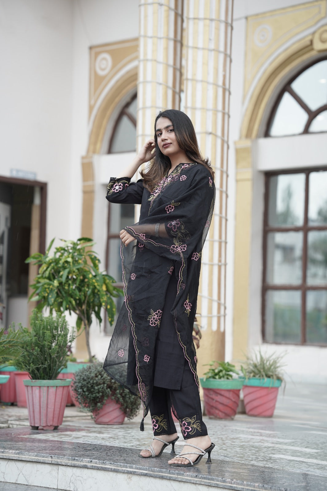 Black elegant suit set