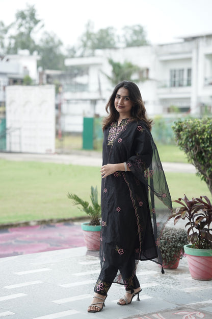 Black elegant suit set